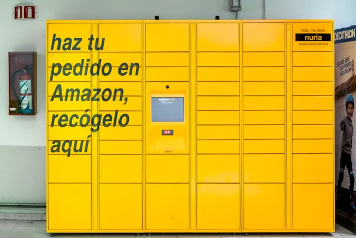 Amazon Locker: cómo funciona, limitaciones, precio y cómo localizar los puntos de recogida - Amazon Locker ¿qué es?