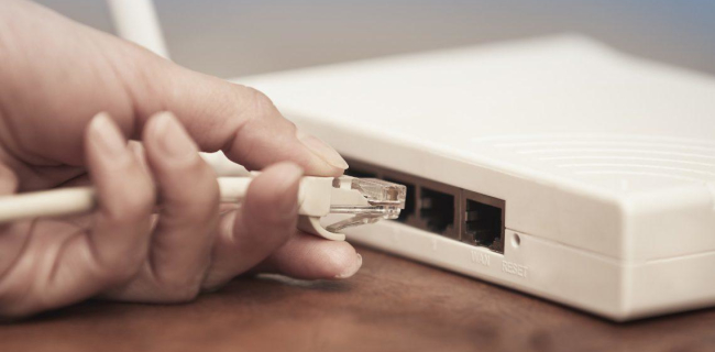 Cómo cambiar la contraseña de un modem wifi o ADSL - Conectar al ordenador